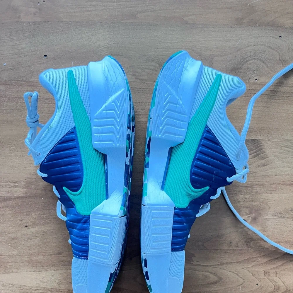 Nike used few